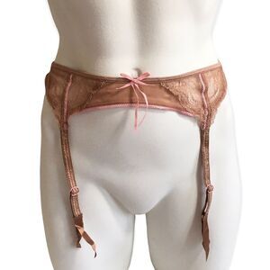 🔃DKNY Lace Garter Belt